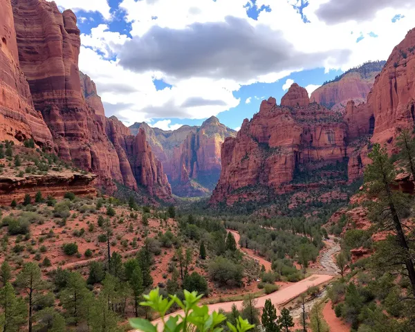 Zion National Park Images Showcase Scenic Landscapes and Hiking Trails