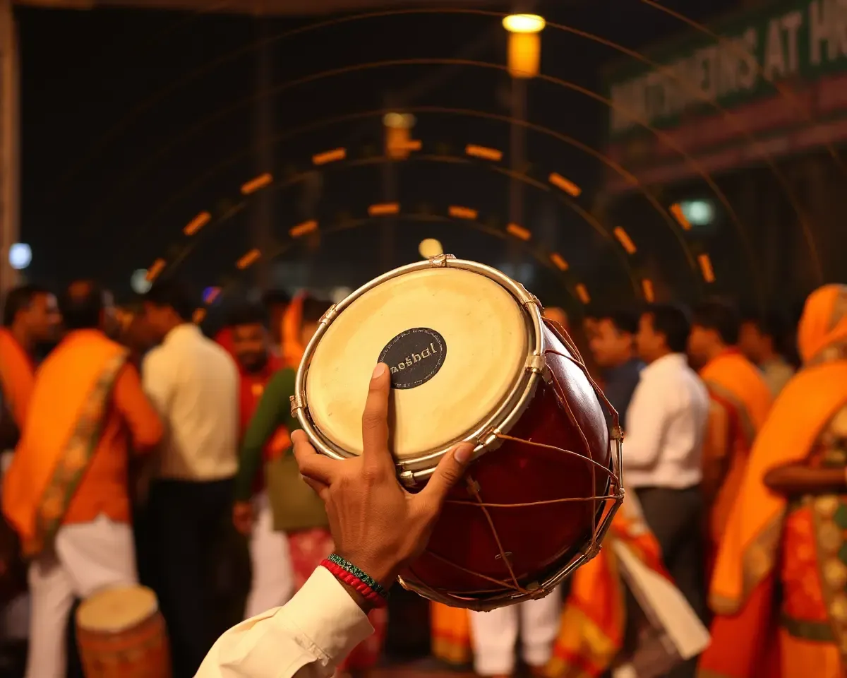 Nashik Dhol Creates Mesmerizing Sound Waves at Festival